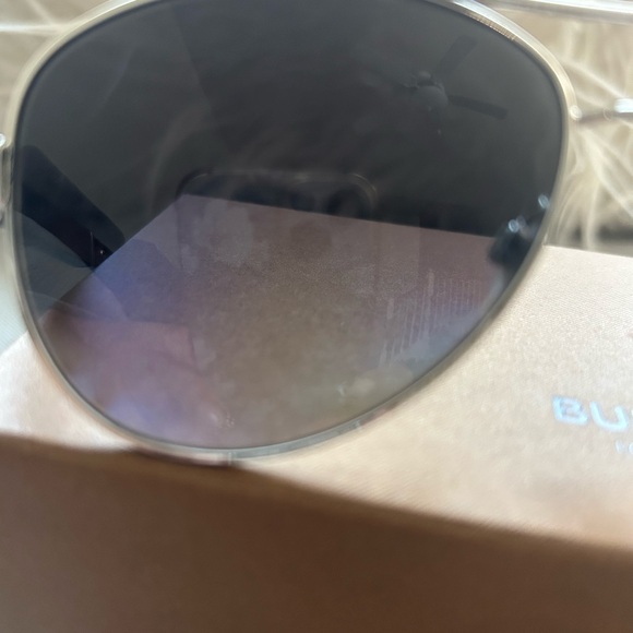 Authentic Burberry Aviator Shades - Picture 5 of 9